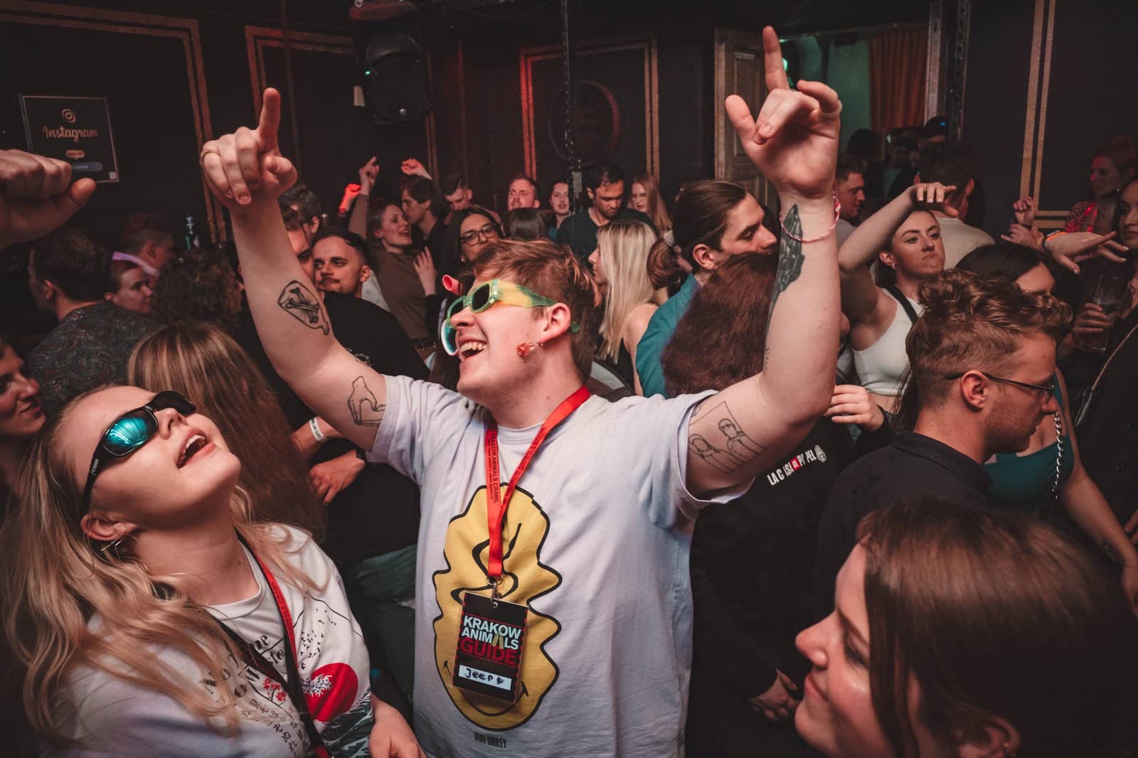 Guests enjoying a Krakow pub crawl